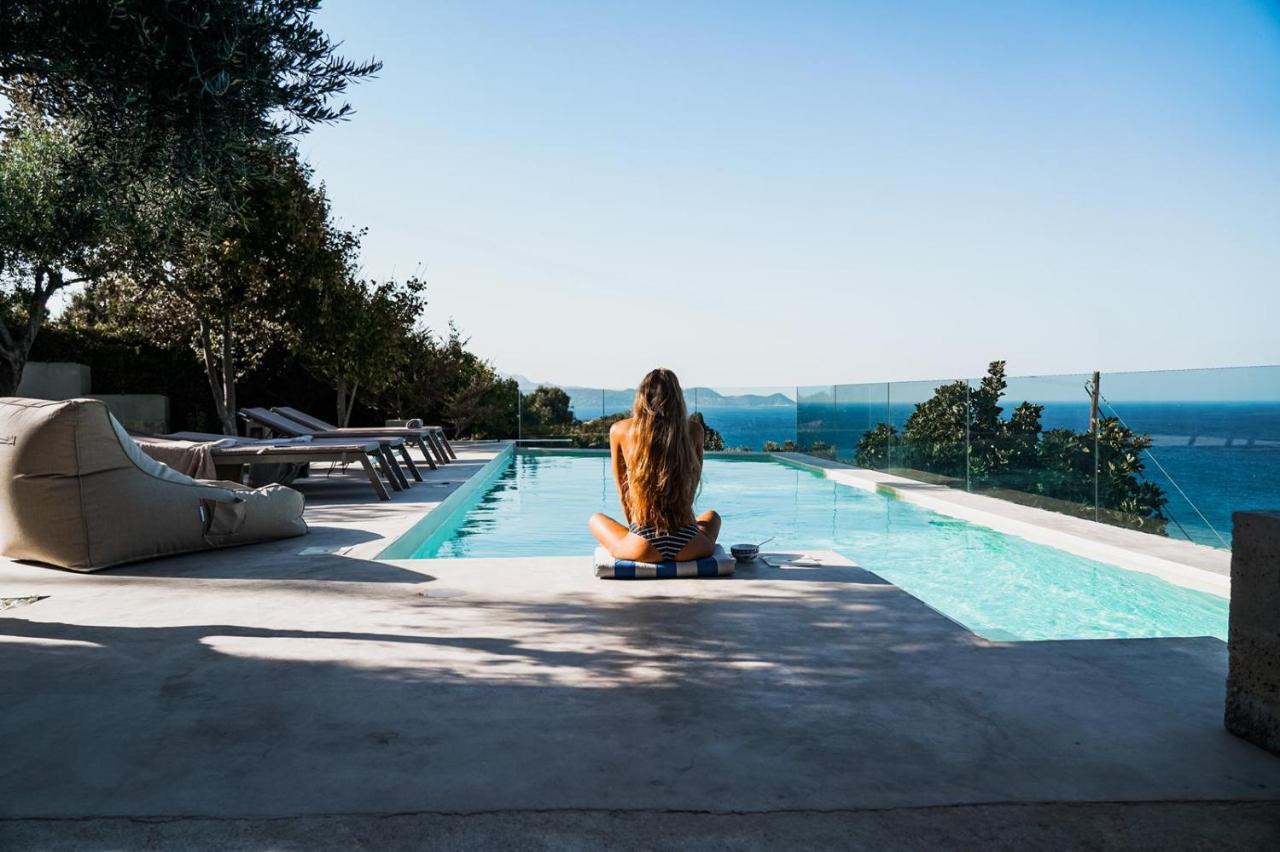 Villa Lithos Kimi Exteriör bild