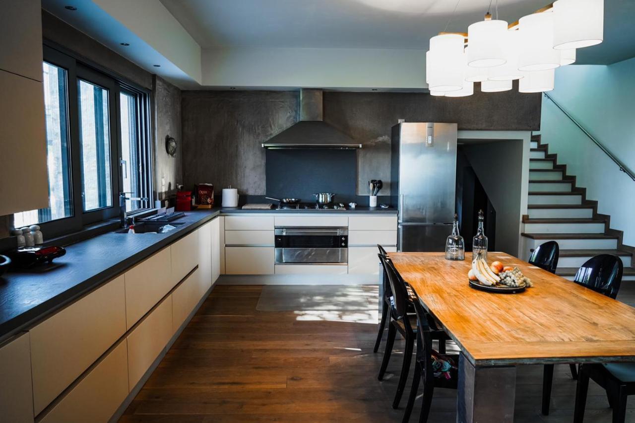 Villa Lithos Kimi Exteriör bild