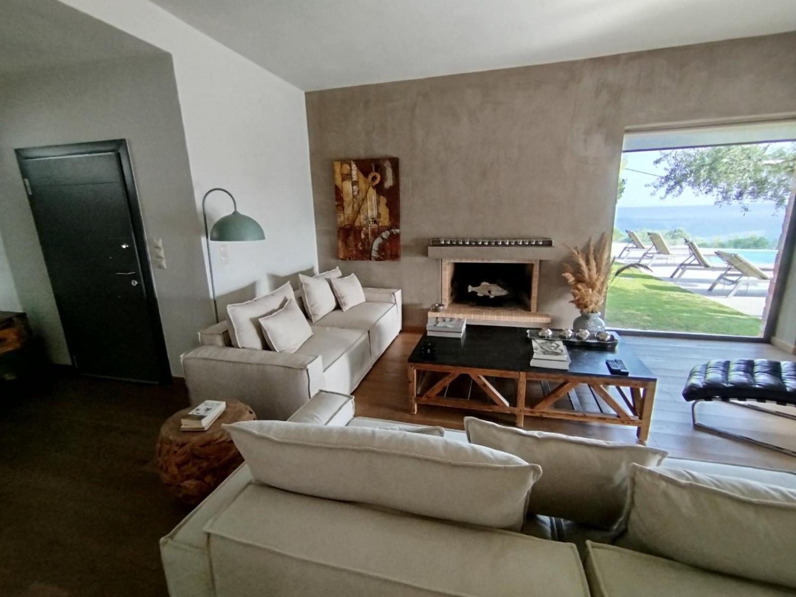 Villa Lithos Kimi Exteriör bild