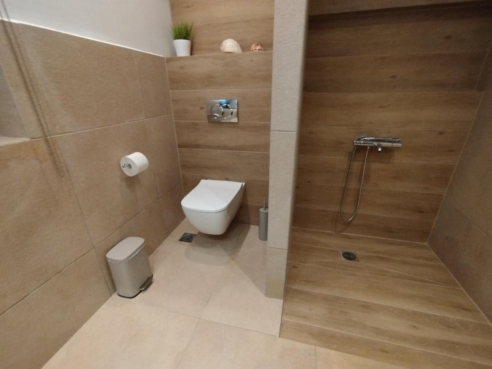 Villa Lithos Kimi Exteriör bild